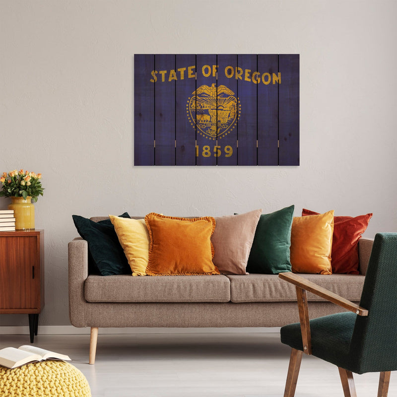 Oregon State Historic Flag on Wood DaydreamHQ Rustic Flags